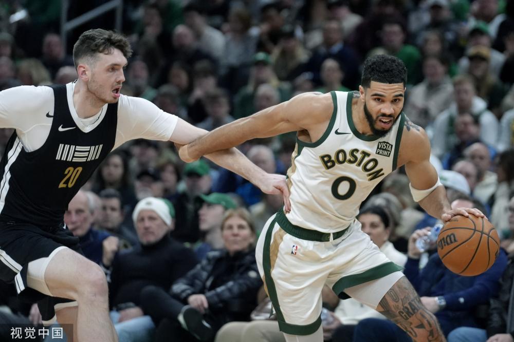 凭借出色的 凭借出色的